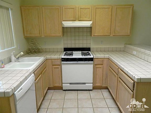 5th image of 53320 Avenida Martinez