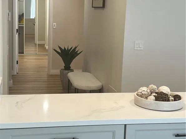 15150 Dickens St APT 203, Sherman Oaks, CA 91403