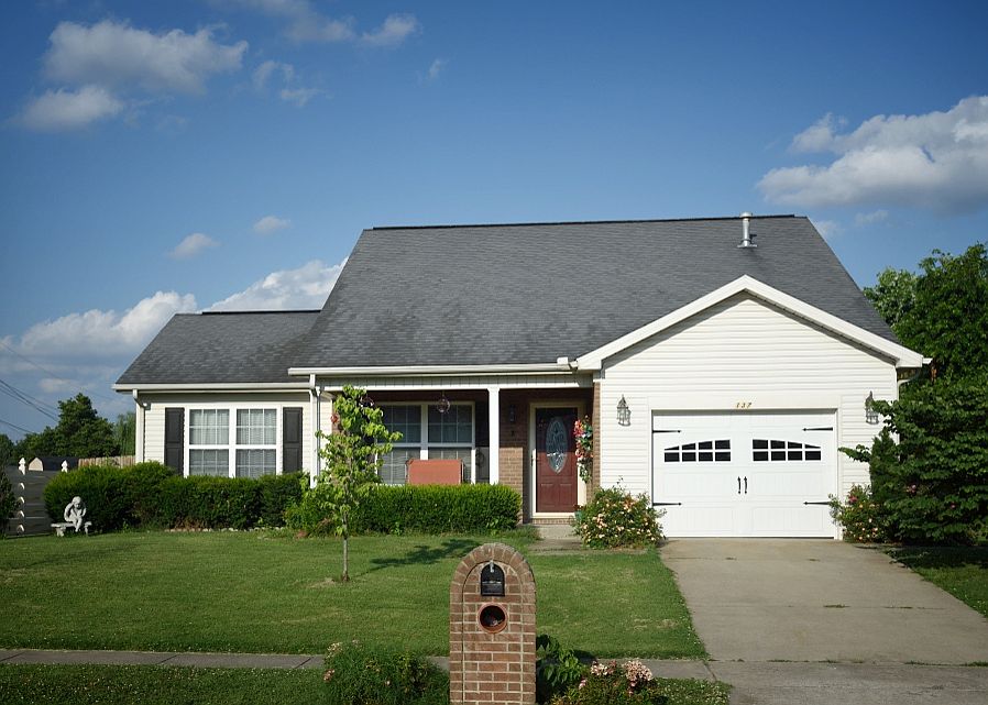 1st image of 137 Goldfinch Dr