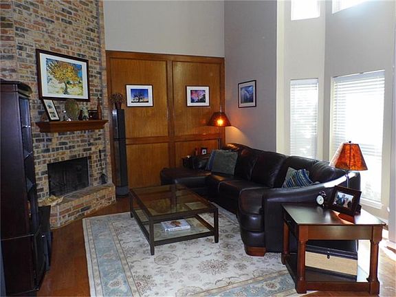 5th image of 2307 Woven Wood Ln