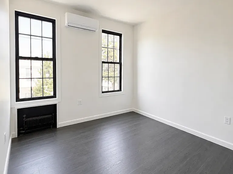 31-59 45th St #2F — Photo 7
