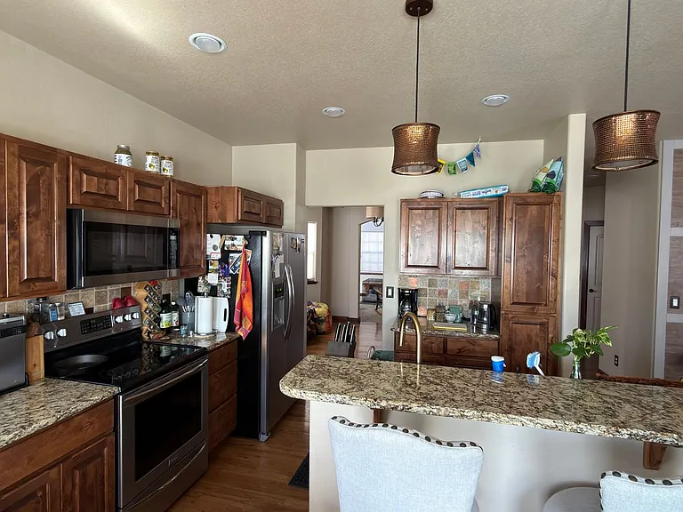296 Sloan Dr — Photo 9