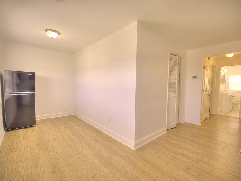 1405 N Decker Ave #2 — Photo 11