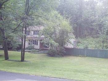 3rd image of 13 Sandspring Dr