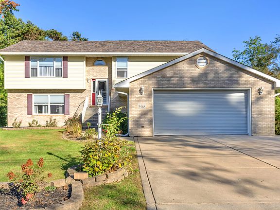 2nd image of 2585 Blake Rd