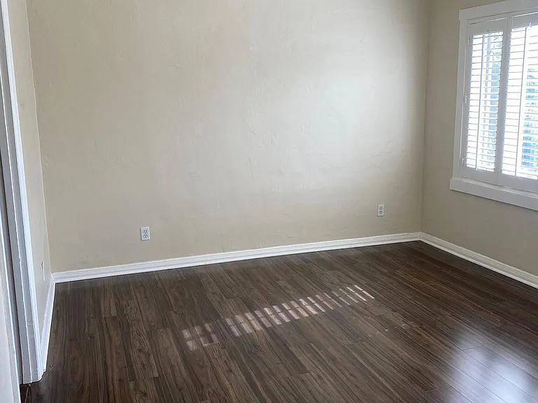 2267 Honolulu Ave #1 — Photo 2