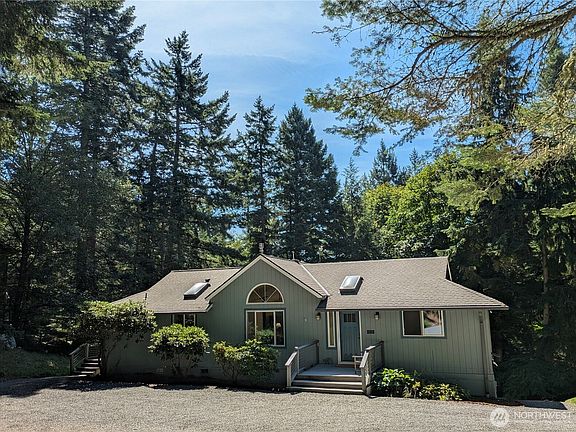 2nd image of 112 Discovery Way