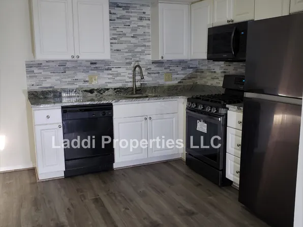86 Beacon St APT 2, Lawrence, MA 01843