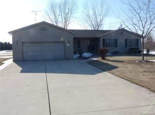 3984 Shoemaker Rd, Almont, MI 48003