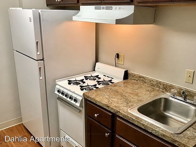 1st image of 895 Dahlia St APT 5