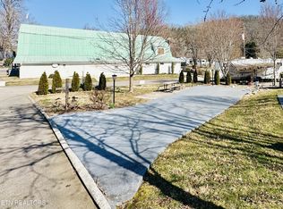 26 Highway 73, Townsend, TN 37882