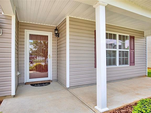 3rd image of 3409 Anita Glen Dr