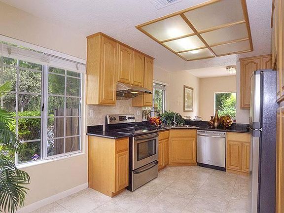 3rd image of 1227 Briarleaf Cir