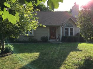 527 High St, Pewaukee, WI 53072