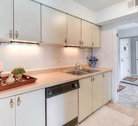 4th image of 14471 Bantry Ln APT 9