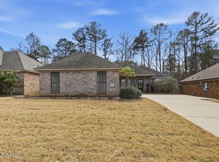 110 Greenfield Ridge Dr, Brandon, MS 39042