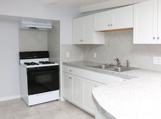 219 Lado De Loma Dr #B, Vista, CA 92083