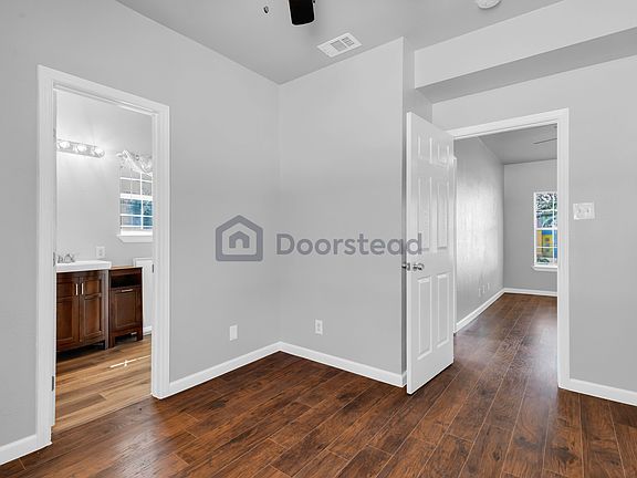 5th image of 403 Fulton Ave APT 1