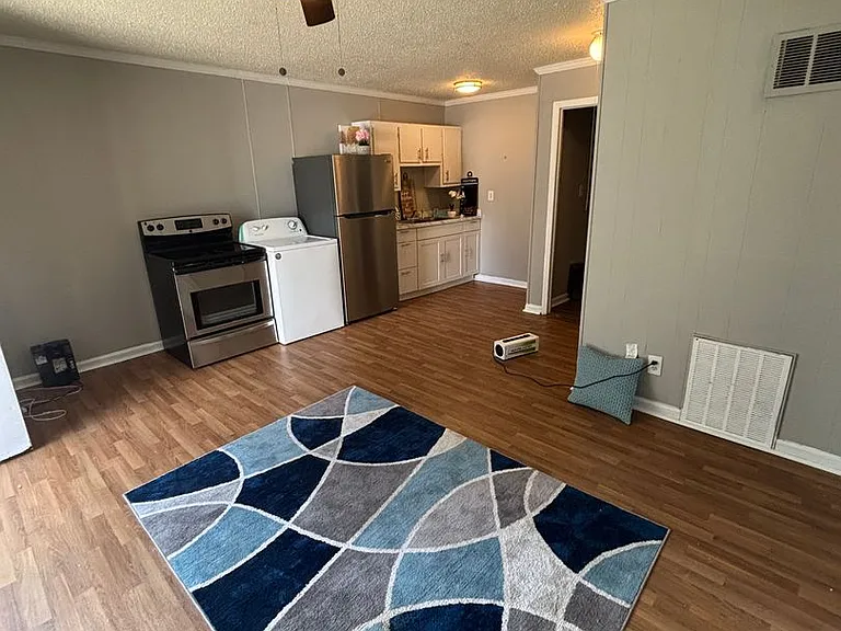 320 Osceola St — Photo 17