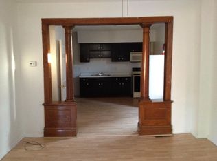 492 W Locust St, Dubuque, IA 52001