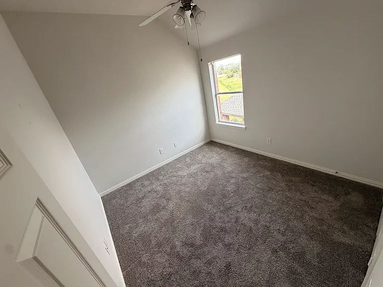 4625 Lance Leaf Dr — Photo 24