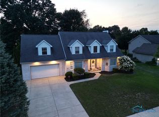 138 Manakiki Dr, Holland, OH 43528