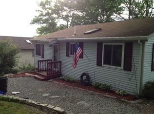 1 Mead St, Coventry, RI 02816