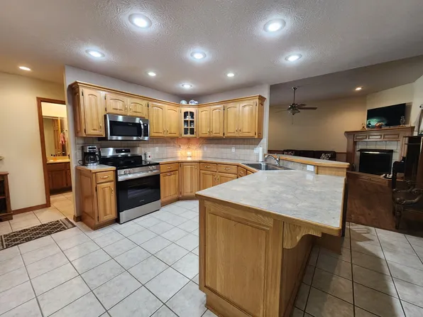 3848 W Suzanne Street, Brookline, MO 65619