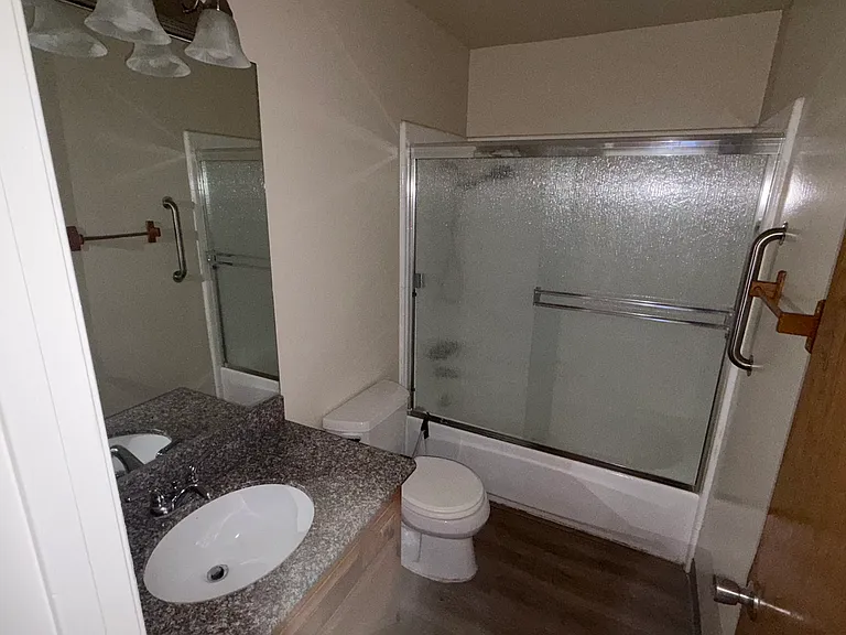 3509 Fairview Dr #1 — Photo 6