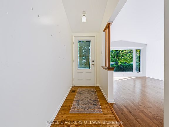 4th image of 2034 Cornish St