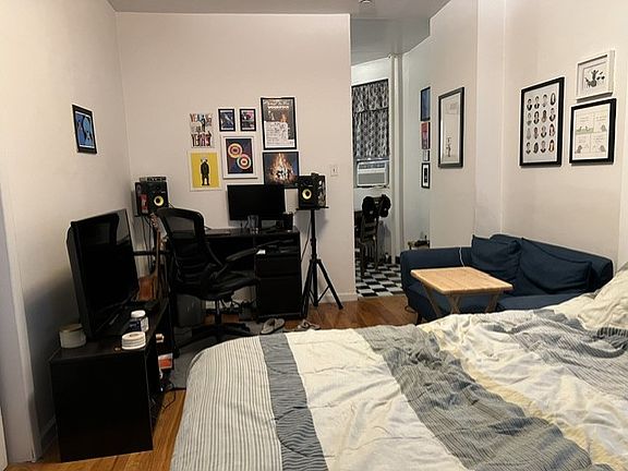 2nd image of 422 E 73rd St APT 2C