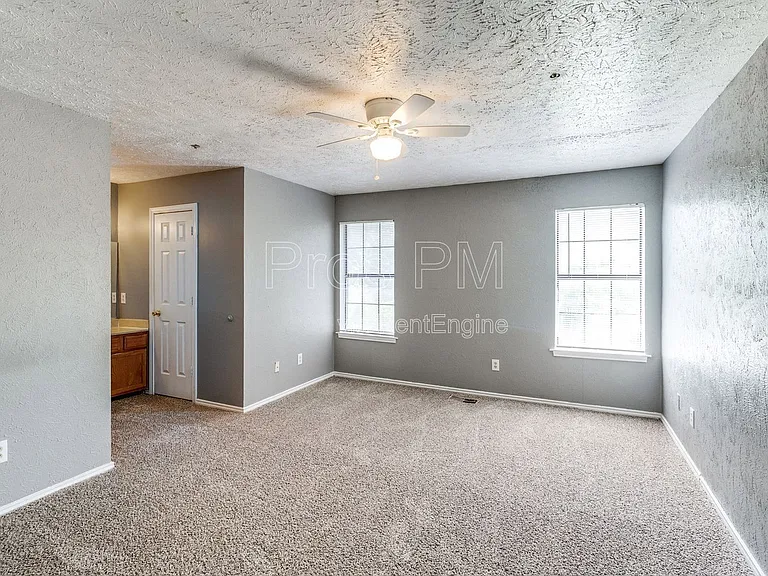 2354 Little Pocket Rd #B — Photo 9