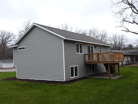 12' x12' deck w/stairs