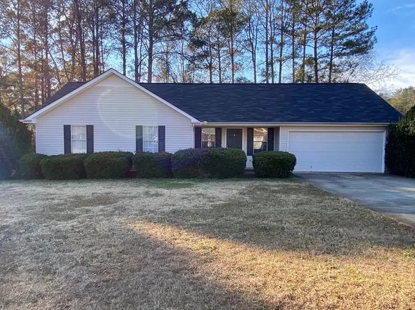 81 Eastwood Dr, Anniston, AL 36207