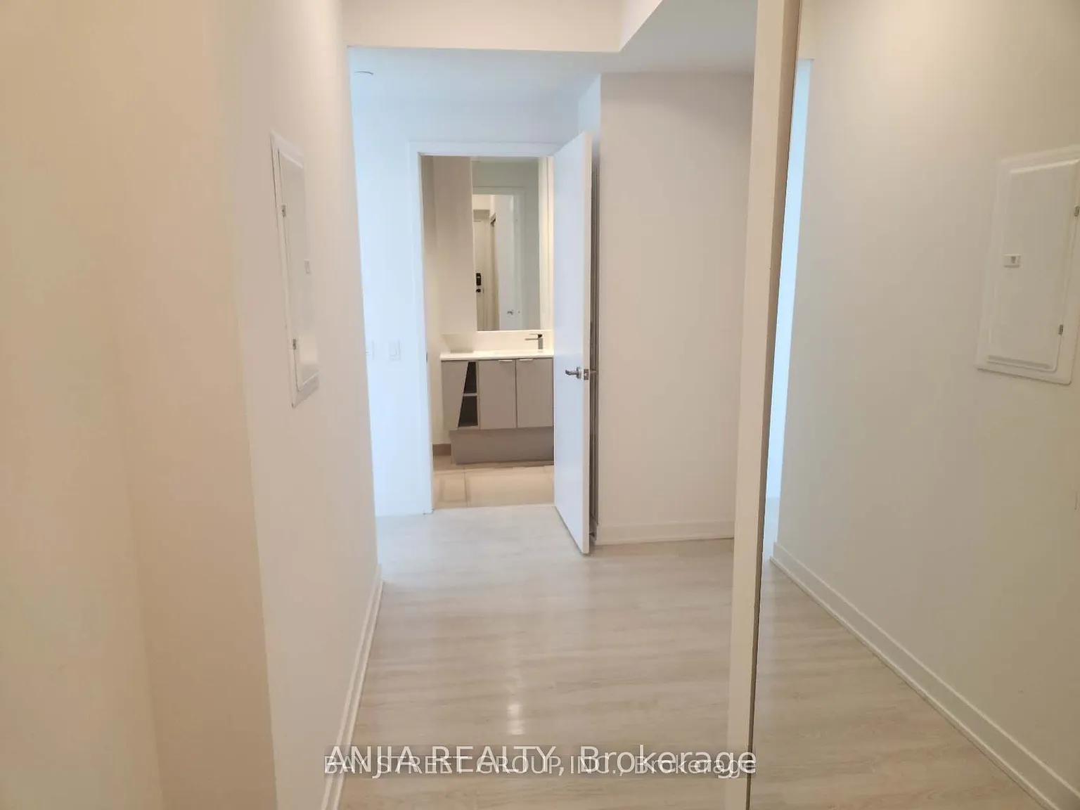 2 bed, $2,500 — Photo 2
