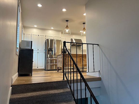 5th image of 7420 South St Unit 23