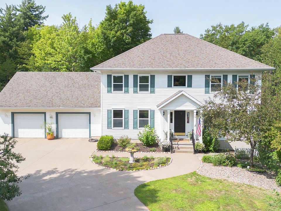 1st image of 840 Orianna Dr
