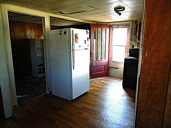3rd image of 307 NE 2nd St