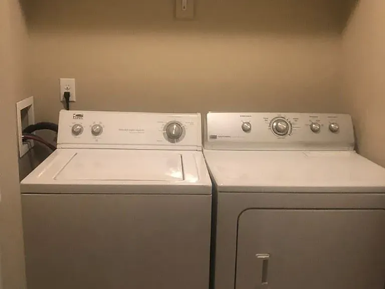 533 Countryside Ave — Photo 12