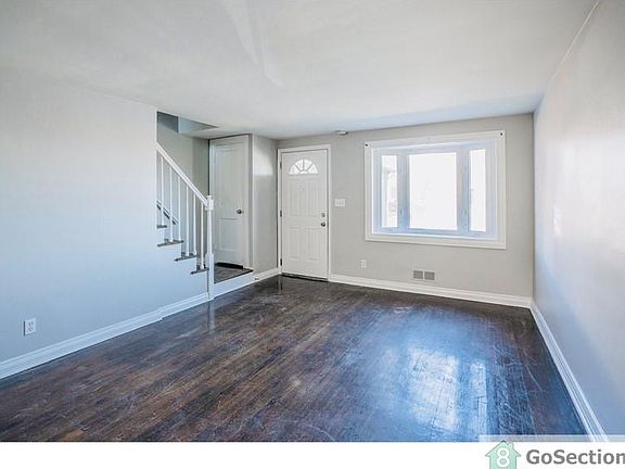 3rd image of 7517 School Ave
