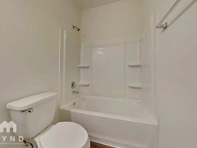 10068 Pappas Dr — Photo 17