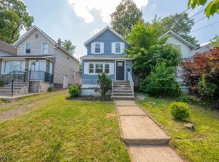810 Spruce St, Roselle Boro, NJ 07203