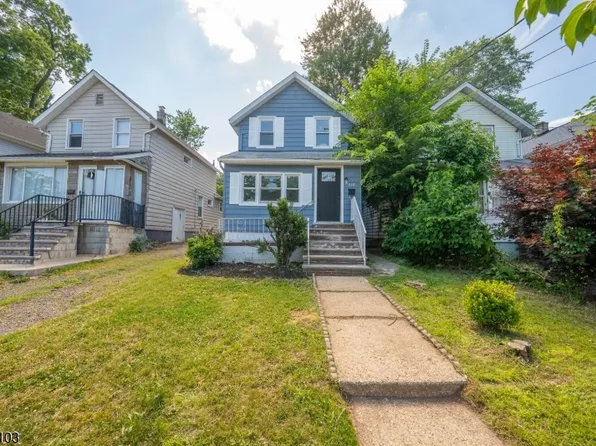810 Spruce St, Roselle Boro, NJ 07203