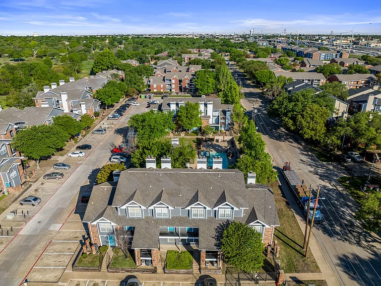 Fairway Greens Apartments — Photo 36