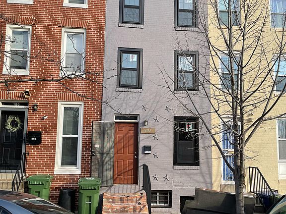 2nd image of 127 Parkin St