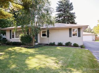 2137 Root St, Crest Hill, IL 60403