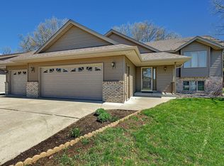 1708 Summit Pl, Sauk Rapids, MN 56379