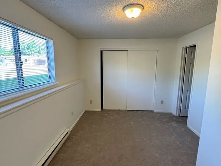 138 Juniper Pl #B — Photo 11