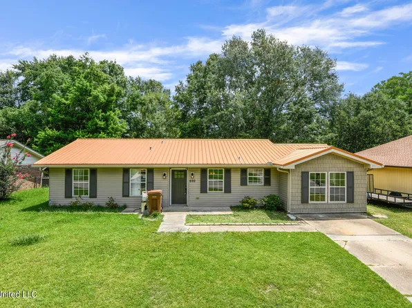 692 Valerie Dr, Biloxi, MS 39532
