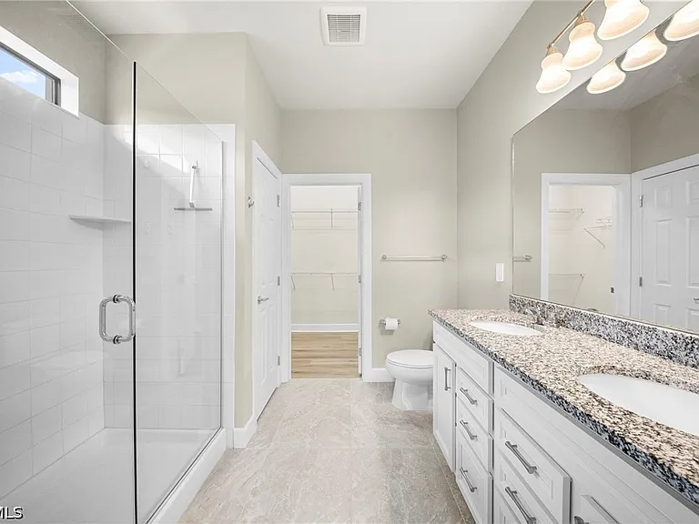 3685 E Hampton Cir — Photo 22